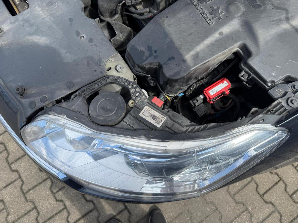 Citroen C5 Scheinwerfer links Xenon 89902752 BJ10
